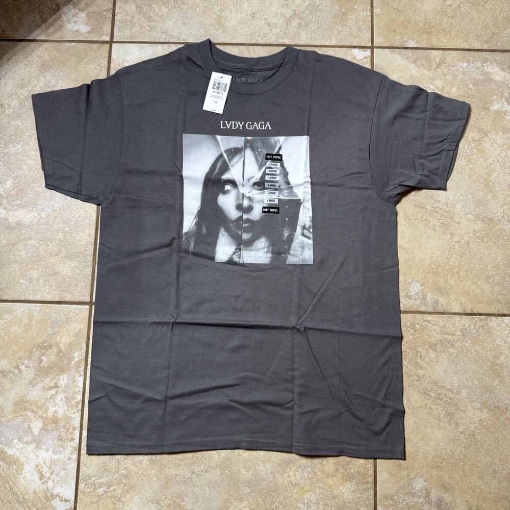 Lady Gaga Split Portrait T-Shirt Size LARGE New With Tags